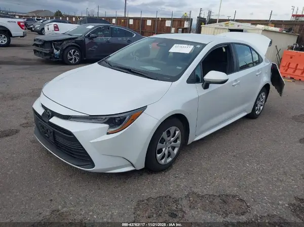 5YFB4MDE5SP276693 2025 TOYOTA COROLLA - Image 2