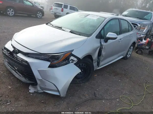 5YFB4MDE5SP278086 2025 TOYOTA COROLLA - Image 2