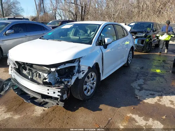5YFB4MDE5SP284275 2025 TOYOTA COROLLA - Image 2