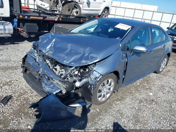 5YFB4MDE5SP284597 2025 TOYOTA COROLLA - Image 2
