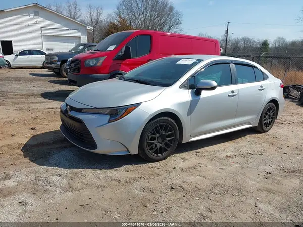 5YFB4MDE5SP309921 2025 TOYOTA COROLLA - Image 2