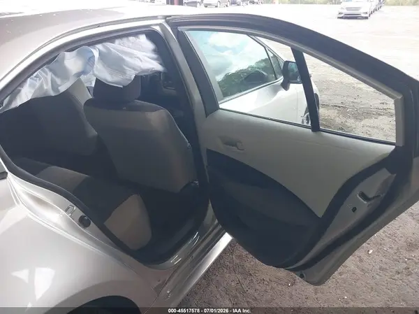 5YFB4MDE5SP337055 2025 TOYOTA COROLLA - Image 8