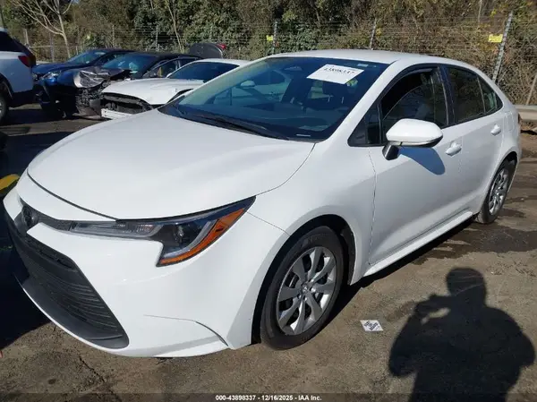 5YFB4MDE5SP348850 2025 TOYOTA COROLLA - Image 2
