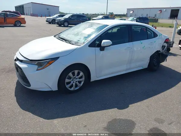 5YFB4MDE5TP377041 2026 TOYOTA COROLLA - Image 2