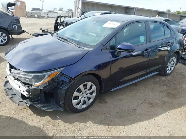 5YFB4MDE6PP000806 2023 TOYOTA COROLLA - Image 2