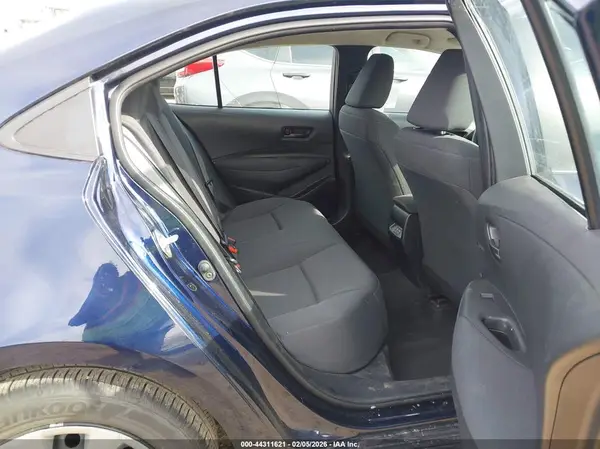 5YFB4MDE6PP000806 2023 TOYOTA COROLLA - Image 8
