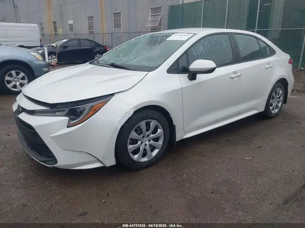 5YFB4MDE6PP008338 2023 TOYOTA COROLLA - Image 2