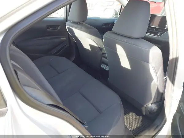 5YFB4MDE6PP010400 2023 TOYOTA COROLLA - Image 8