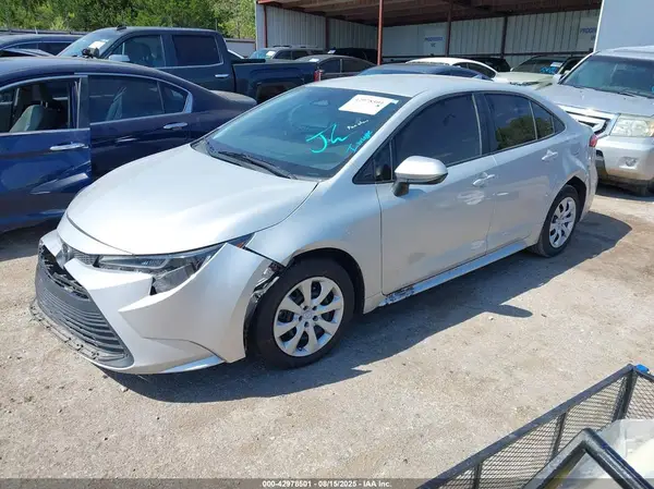 5YFB4MDE6PP014141 2023 TOYOTA COROLLA - Image 2
