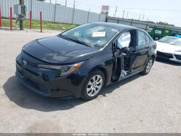 5YFB4MDE6PP038990 2023 TOYOTA COROLLA - Image 2