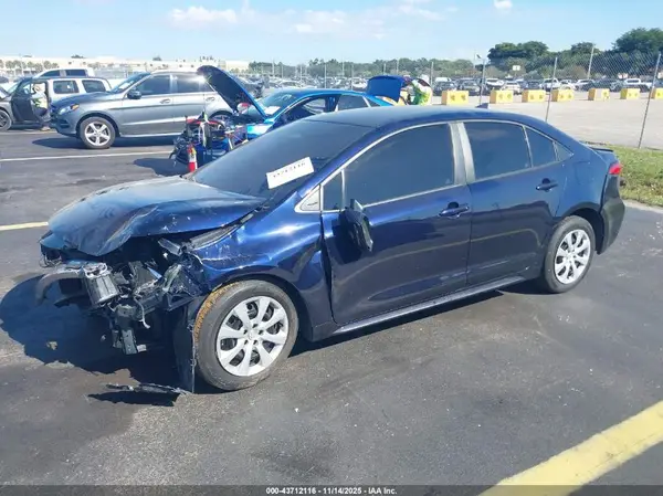 5YFB4MDE6PP056132 2023 TOYOTA COROLLA - Image 2