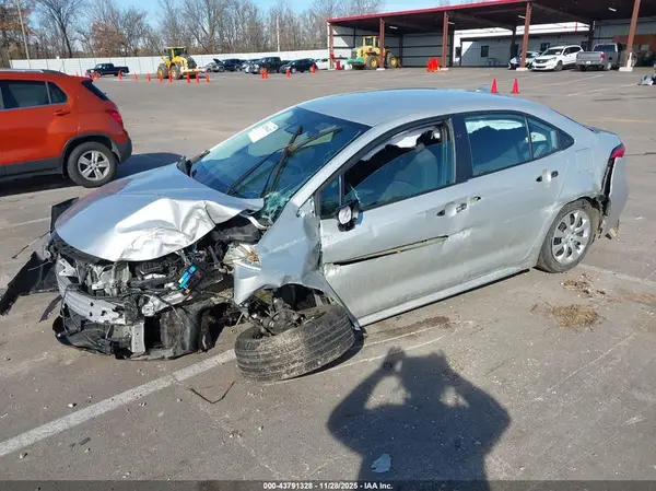 5YFB4MDE6PP058513 2023 TOYOTA COROLLA - Image 2