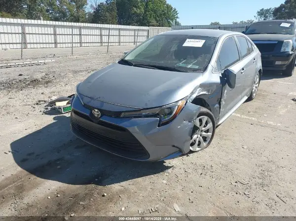 5YFB4MDE6RP082507 2024 TOYOTA COROLLA - Image 2