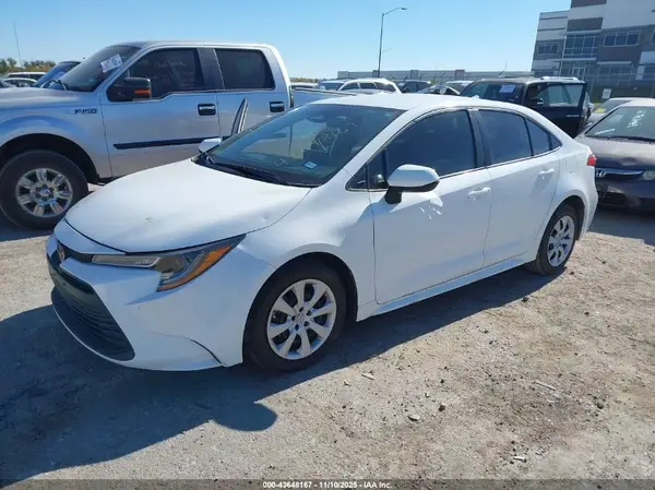 5YFB4MDE6RP105655 2024 TOYOTA COROLLA - Image 2