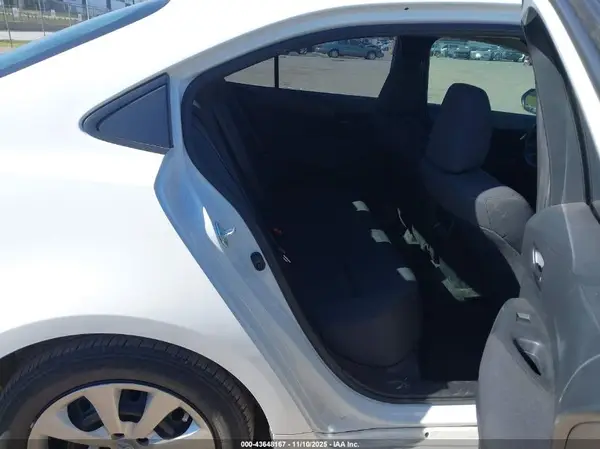 5YFB4MDE6RP105655 2024 TOYOTA COROLLA - Image 8