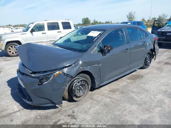 5YFB4MDE6RP131723 2024 TOYOTA COROLLA - Image 2