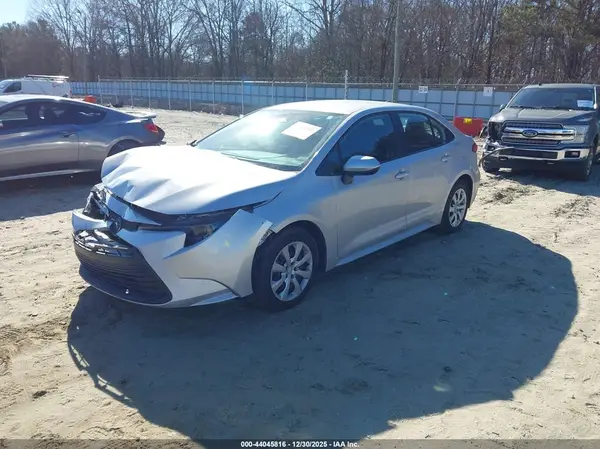 5YFB4MDE6RP134119 2024 TOYOTA COROLLA - Image 2