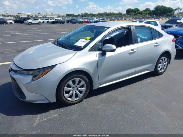 5YFB4MDE6RP134573 2024 TOYOTA COROLLA - Image 2