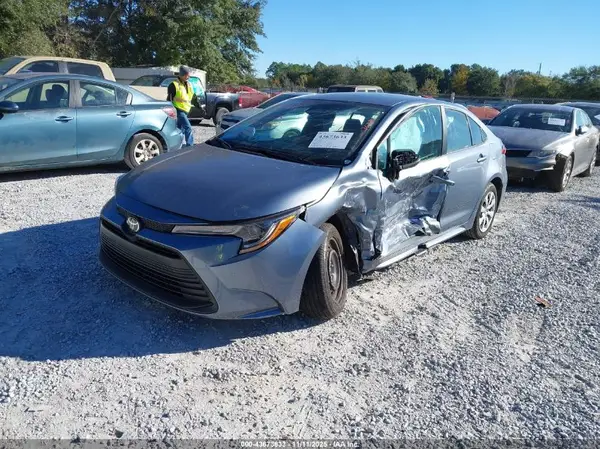 5YFB4MDE6RP162518 2024 TOYOTA COROLLA - Image 2