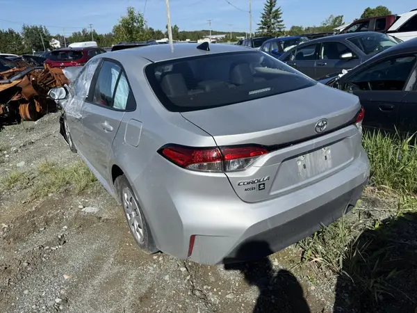 5YFB4MDE6RP211457 2024 TOYOTA COROLLA - Image 2