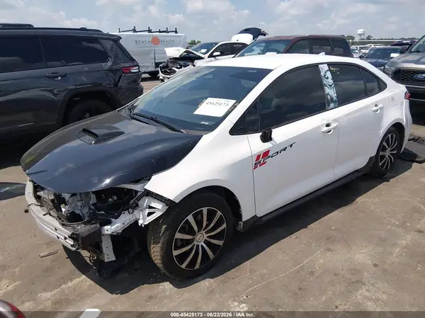 5YFB4MDE6RP215685 2024 TOYOTA COROLLA - Image 2