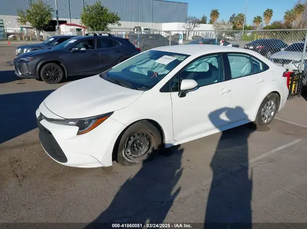5YFB4MDE6RP228291 2024 TOYOTA COROLLA - Image 2