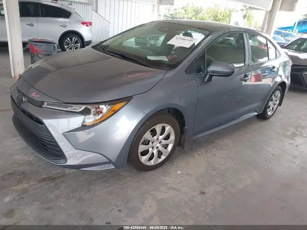 5YFB4MDE6SP237644 2025 TOYOTA COROLLA - Image 2