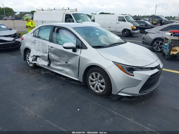 5YFB4MDE6SP245694 2025 TOYOTA COROLLA - Image 1