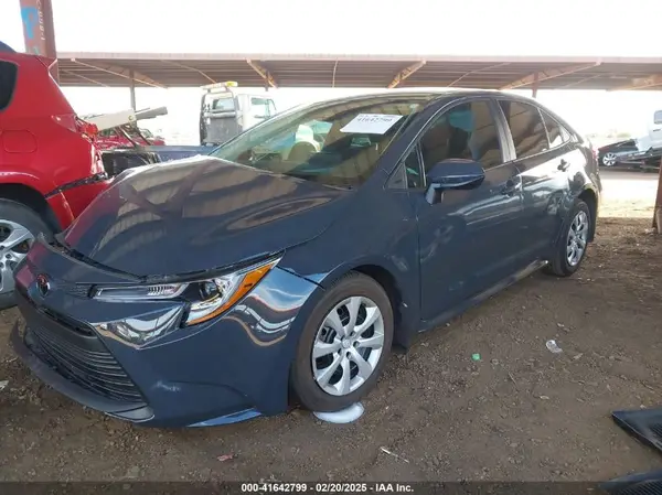 5YFB4MDE6SP252600 2025 TOYOTA COROLLA - Image 2