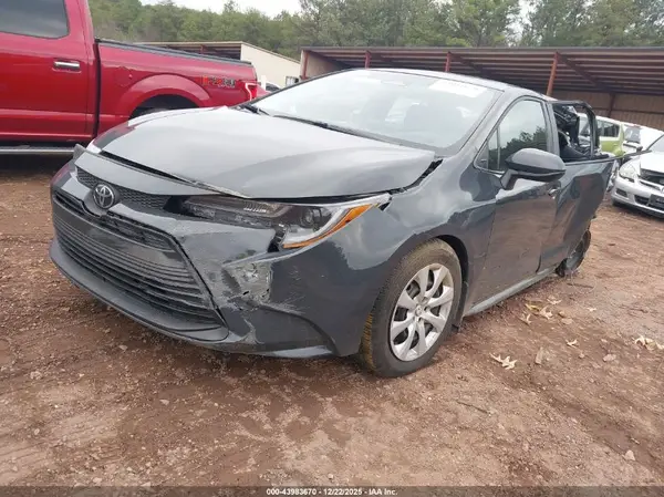 5YFB4MDE6SP260843 2025 TOYOTA COROLLA - Image 2
