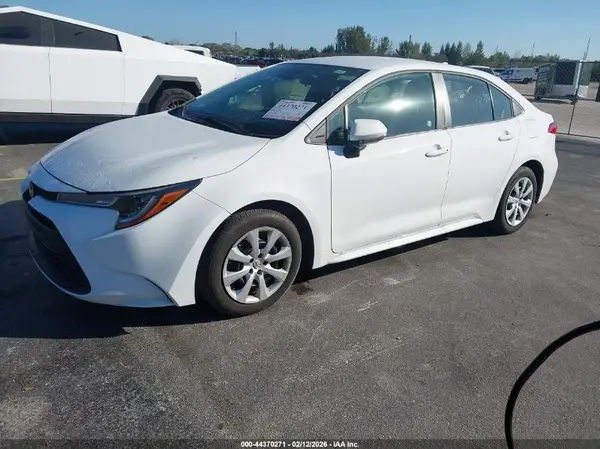 5YFB4MDE6SP262267 2025 TOYOTA COROLLA - Image 2