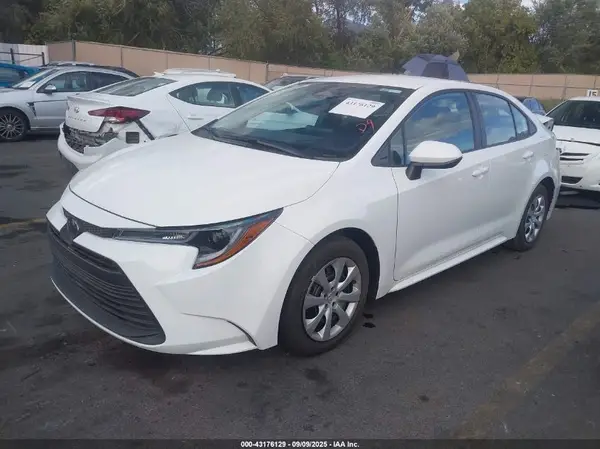 5YFB4MDE6SP263631 2025 TOYOTA COROLLA - Image 2