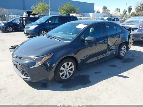 5YFB4MDE6SP268053 2025 TOYOTA COROLLA - Image 2