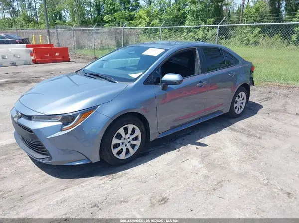 5YFB4MDE6SP272295 2025 TOYOTA COROLLA - Image 2