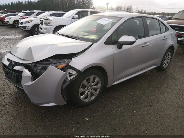 5YFB4MDE6SP280364 2025 TOYOTA COROLLA - Image 2