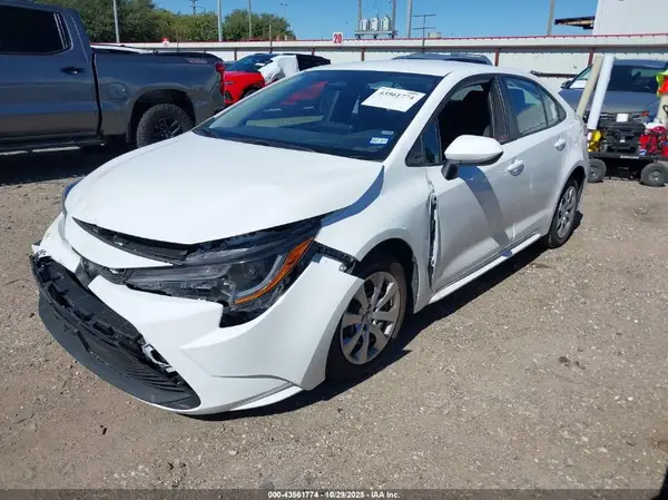 5YFB4MDE6SP284429 2025 TOYOTA COROLLA - Image 2