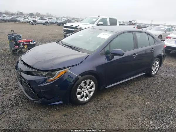 5YFB4MDE6SP294555 2025 TOYOTA COROLLA - Image 2