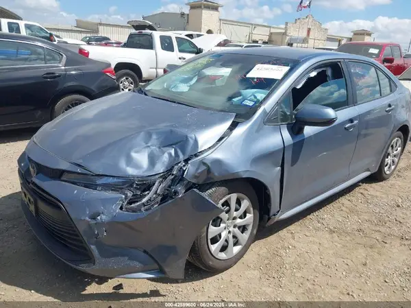 5YFB4MDE6SP298962 2025 TOYOTA COROLLA - Image 2