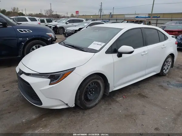 5YFB4MDE6SP298976 2025 TOYOTA COROLLA - Image 2