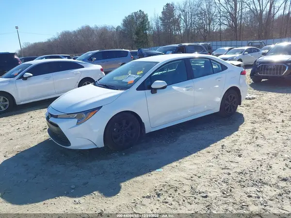 5YFB4MDE6SP327506 2025 TOYOTA COROLLA - Image 2