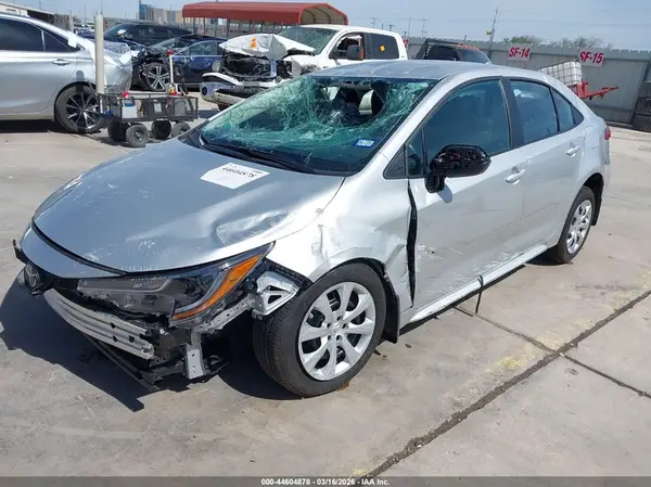 5YFB4MDE6SP335766 2025 TOYOTA COROLLA - Image 2