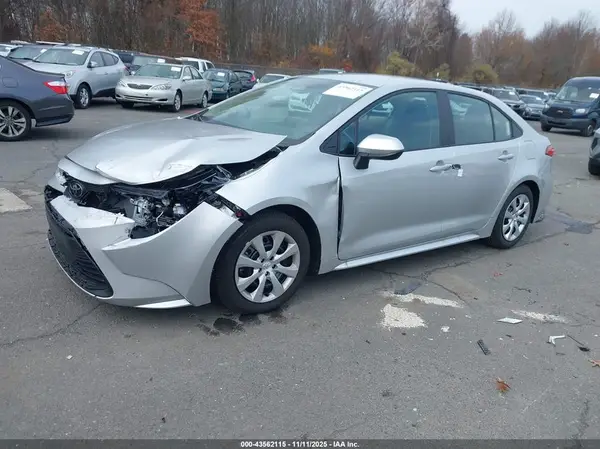 5YFB4MDE6SP340627 2025 TOYOTA COROLLA - Image 2