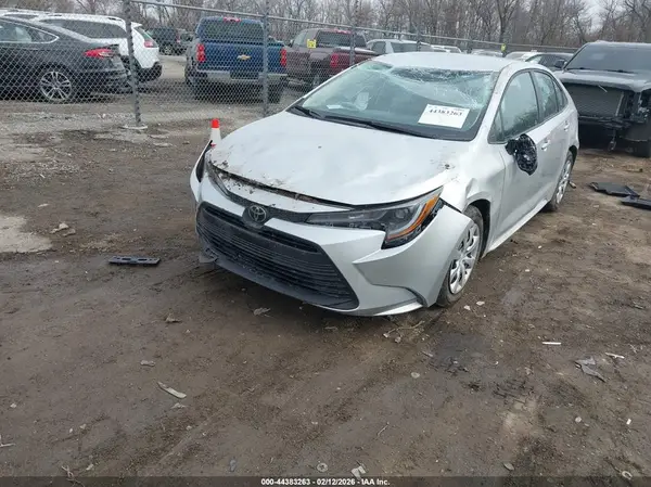 5YFB4MDE6SP359145 2025 TOYOTA COROLLA - Image 2