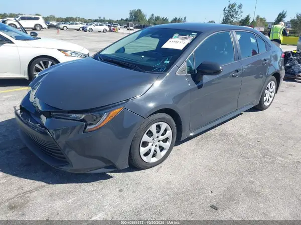 5YFB4MDE7PP013791 2023 TOYOTA COROLLA - Image 2