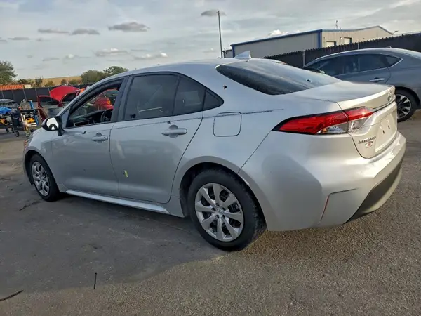 5YFB4MDE7PP057807 2023 TOYOTA COROLLA - Image 2