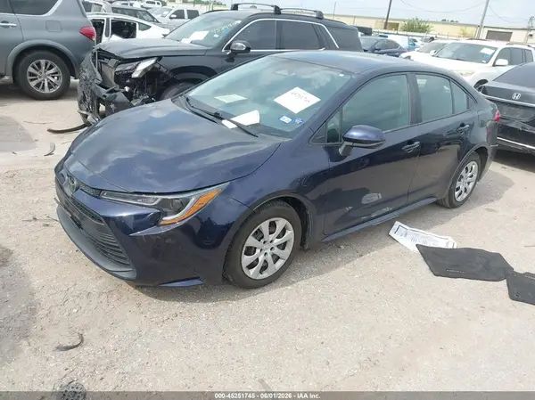 5YFB4MDE7PP072744 2023 TOYOTA COROLLA - Image 2
