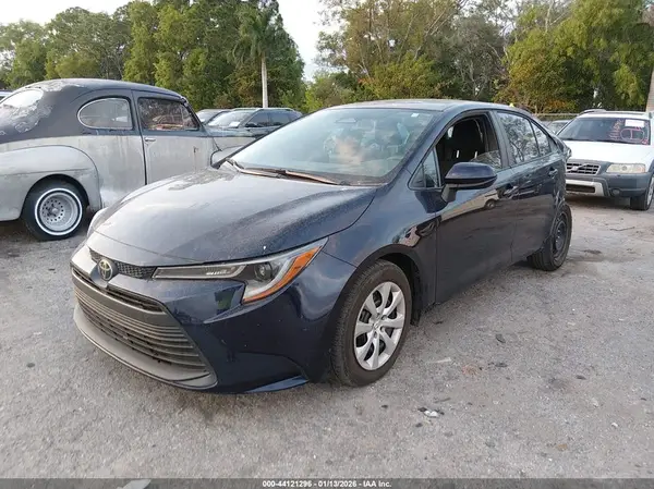 5YFB4MDE7PP073277 2023 TOYOTA COROLLA - Image 2