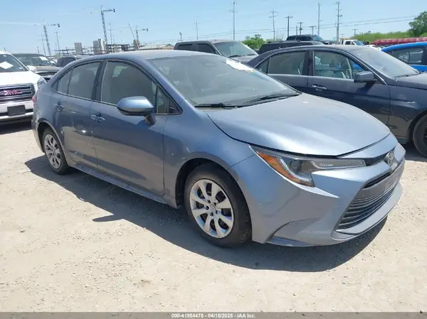 5YFB4MDE7RP102103 2024 TOYOTA COROLLA - Image 1