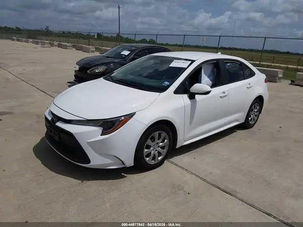5YFB4MDE7RP103400 2024 TOYOTA COROLLA - Image 2