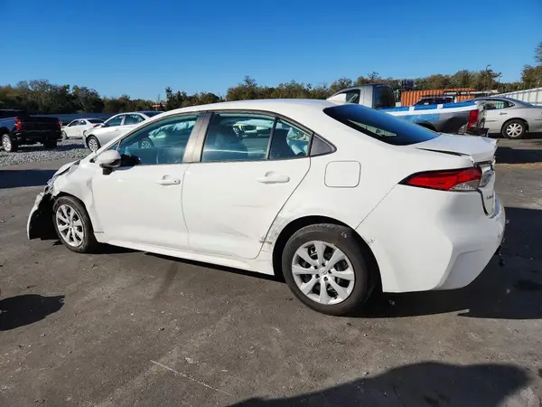 5YFB4MDE7RP108371 2024 TOYOTA COROLLA - Image 2